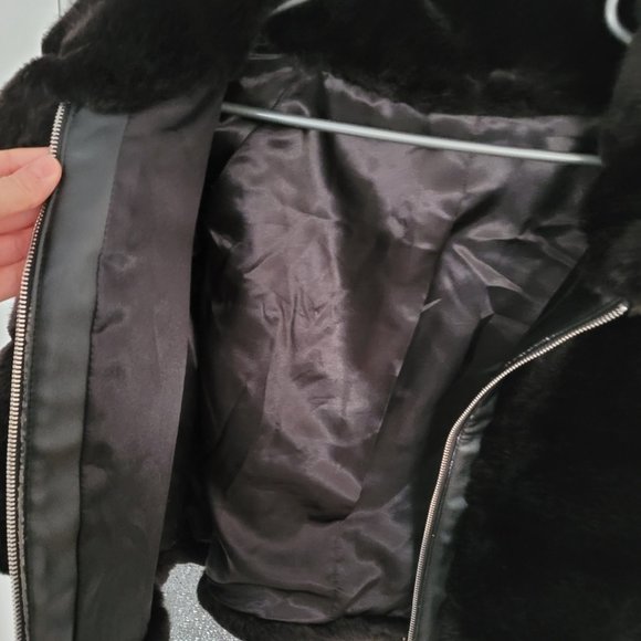 Magnificent designer faux-fur and leather coat - Picture 3 of 5